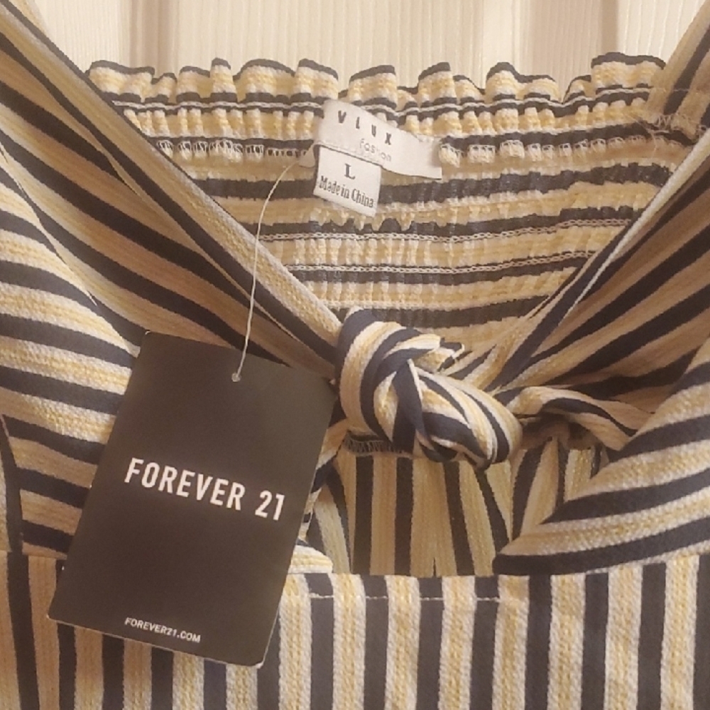 Forever 21 Y2k Black and White Striped Tank Top Strappy Low Back Elastic - Picture 5 of 9